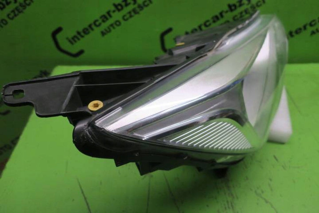 Frontscheinwerfer Ford Focus C-Max F1CB-13W029-AC Rechts Scheinwerfer Headlight SCH2582929684fn