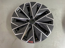 Load image into Gallery viewer, 1x Alufelge 18 Zoll 8.0" 5x112 44ET 3V0601025B Skoda Iii Rim Wheel FEL8471659437xu