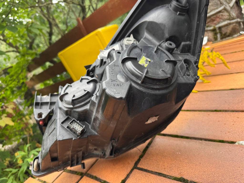 Frontscheinwerfer Opel Meriva B 13253630 Rechts Scheinwerfer Headlight SCH9032816552zz