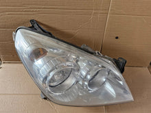 Laden Sie das Bild in den Galerie-Viewer, Frontscheinwerfer Opel Astra H Rechts Scheinwerfer Headlight SCH5523896409eq