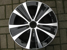 Laden Sie das Bild in den Galerie-Viewer, 1x Alufelge 18 Zoll 8.0&quot; 5x112 43ET Glanz Silber A2134013700 Mercedes-Benz