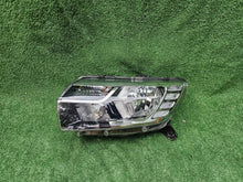 Load image into Gallery viewer, Frontscheinwerfer Dacia Logan Sandero II 260603795R Links Scheinwerfer Headlight SCH9347309133ju