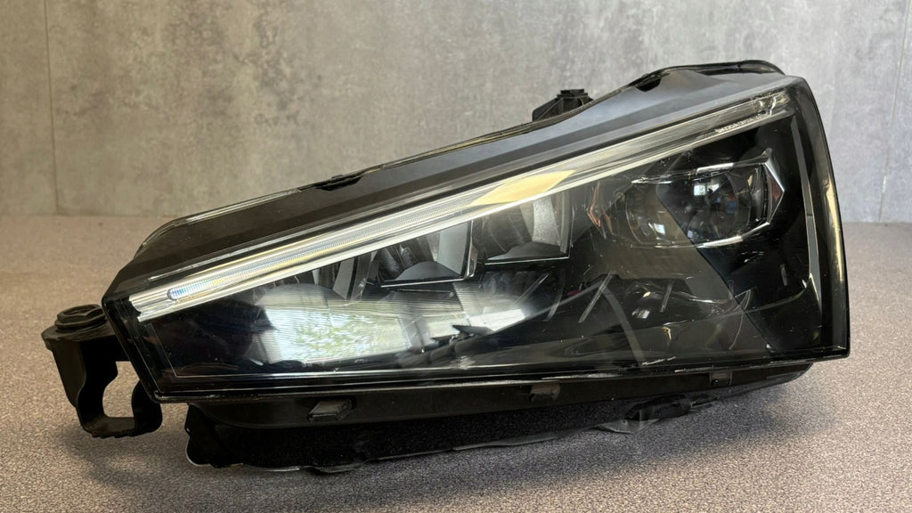 Frontscheinwerfer Skoda Scala 90176078 LED Links Scheinwerfer Headlight SCH7090871832an