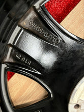 Load image into Gallery viewer, 1x Alufelge 18 Zoll 8.0&quot; 5x112 43ET A2134013700 Mercedes-Benz W213 Rim Wheel