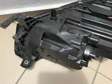 Laden Sie das Bild in den Galerie-Viewer, Frontscheinwerfer Skoda Octavia IV 5E4941015B Full LED Links Headlight SCH7685135433hz