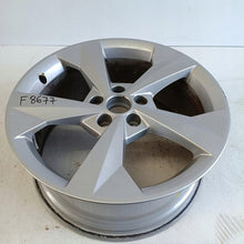 Laden Sie das Bild in den Galerie-Viewer, 1x Alufelge 18 Zoll 8.0" 5x112 46ET Glanz Silber 8Y0601025J Audi A3 Rim Wheel FEL5284766732om