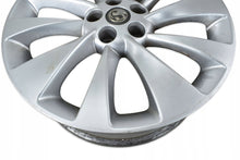 Laden Sie das Bild in den Galerie-Viewer, 1x Alufelge 18 Zoll 7.0" 5x105 38ET Glanz Silber 95493724 Opel Mokka Rim Wheel FEL7964452238ow
