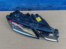 Laden Sie das Bild in den Galerie-Viewer, Frontscheinwerfer Skoda Octavia III 5E1941016 Rechts Scheinwerfer Headlight SCH5514962461ws