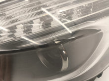 Laden Sie das Bild in den Galerie-Viewer, Frontscheinwerfer Mercedes-Benz W176 A1768201161 Bi-Xenon Links Headlight SCH1196712666da