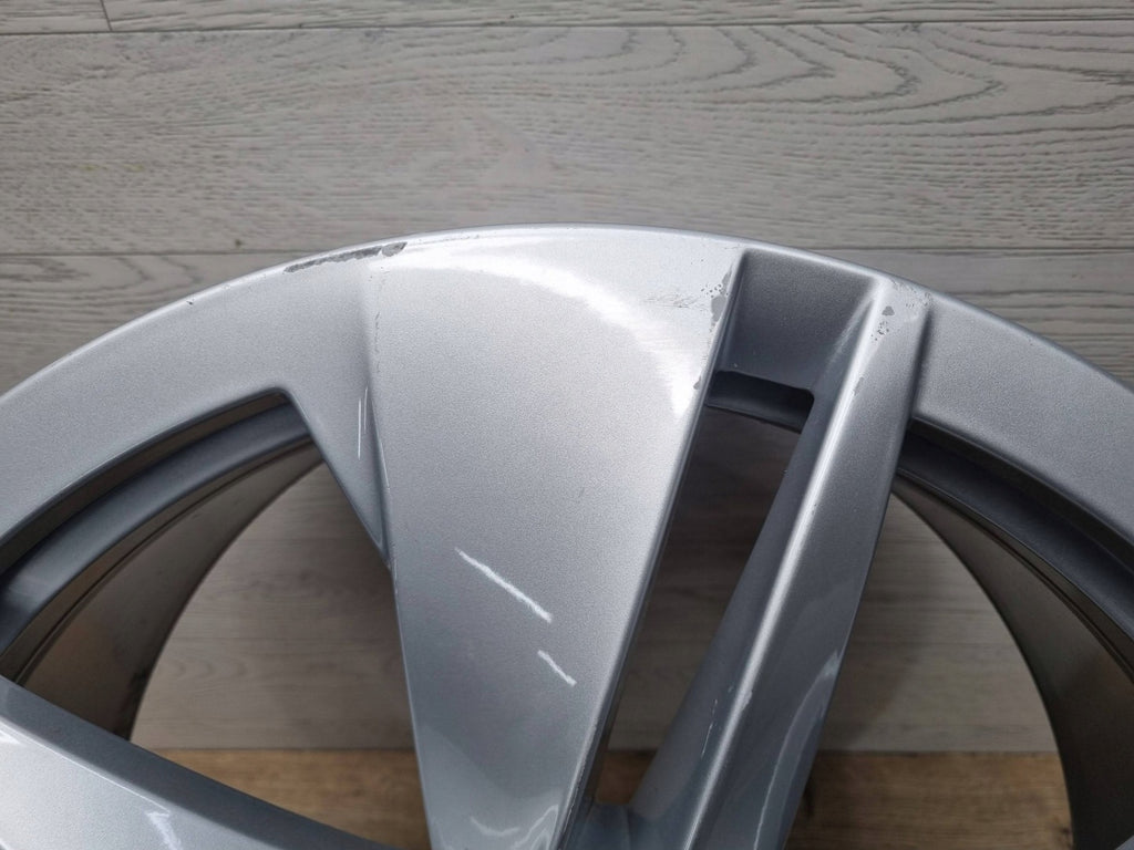 1x Alufelge 19 Zoll 8.0" 5x112 45ET Glanz Silber 5LA601025B Skoda Enyaq Iv FEL5807616601jt