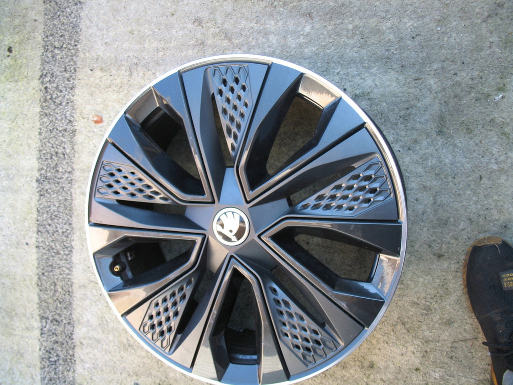 1x Alufelge 17 Zoll 7.0" 5x112 45ET Matt Graphit 57A601025 Skoda Kodiaq FEL8670112510sj