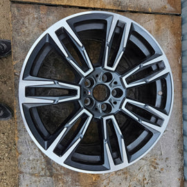 1x Alufelge 19 Zoll 8.5