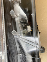 Load image into Gallery viewer, Frontscheinwerfer Toyota Yaris -KO-8EU Full LED Rechts Scheinwerfer Headlight SCH5239321903pz