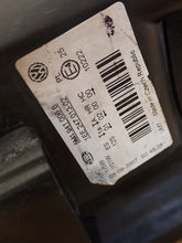 Load image into Gallery viewer, Frontscheinwerfer VW Golf V Plus 5M1941006 Rechts Scheinwerfer Headlight SCH5211683708wx