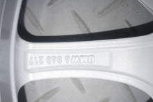 Load image into Gallery viewer, 1x Alufelge 17 Zoll 7.5" 5x112 27ET Glanz Silber 6868217 BMW G11 G12 Rim Wheel FEL5280131168qc