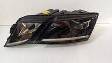 Laden Sie das Bild in den Galerie-Viewer, Frontscheinwerfer Skoda Octavia III 5E1941016 LED Links Scheinwerfer Headlight SCH2693868996mr