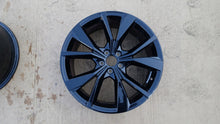 Laden Sie das Bild in den Galerie-Viewer, 1x Alufelge 18 Zoll 7.0" 5x112 2G7601025G VW Rim Wheel FEL7574227848te