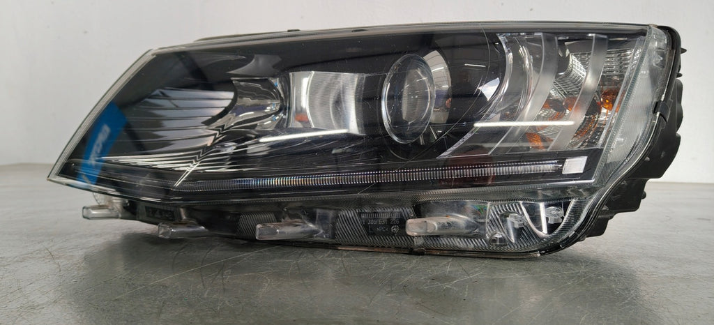 Frontscheinwerfer Skoda Octavia III 5E1941015B Links Scheinwerfer Headlight SCH5619388197tp