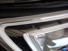 Laden Sie das Bild in den Galerie-Viewer, Frontscheinwerfer Opel Crossland X 462161423 Rechts Scheinwerfer Headlight