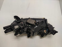 Laden Sie das Bild in den Galerie-Viewer, Frontscheinwerfer Mitsubishi Outlander III 4BX19 8301D3-32 Full LED Rechts