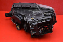 Load image into Gallery viewer, Frontscheinwerfer VW Passat 3C0941752D Xenon Rechts Scheinwerfer Headlight SCH5355892734bz