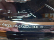 Laden Sie das Bild in den Galerie-Viewer, Frontscheinwerfer Skoda Superb III 3V1941016D LED Rechts Scheinwerfer Headlight