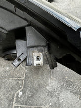 Laden Sie das Bild in den Galerie-Viewer, Frontscheinwerfer Iveco Daily I 5802325425 582325419 Ein Satz Headlight SCH9342263777fa