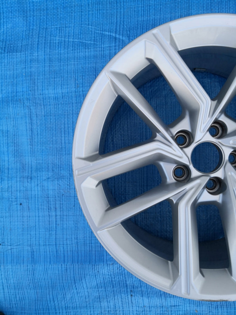 1x Alufelge 18 Zoll 8.5" 5x112 29ET 8W0601025FL Audi A5 Rim Wheel FEL5677703498fe