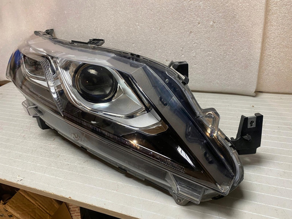 Frontscheinwerfer Mitsubishi Eclipse Cross I W3153 LED FALSE Headlight SCH1261493145su