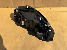Load image into Gallery viewer, Frontscheinwerfer BMW IX I20 9851808 Laser Rechts Scheinwerfer Headlight SCH5259101997fz