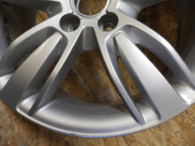 Load image into Gallery viewer, 1x Alufelge 17 Zoll 6.5&quot; 5x112 33ET 5X112ET33 Audi Q3 Rim Wheel