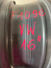Laden Sie das Bild in den Galerie-Viewer, 1x Alufelge 16 Zoll 6.5" 5x112 5TA601025K 5TA601025L VW Touran Rim Wheel FEL6348259831yo