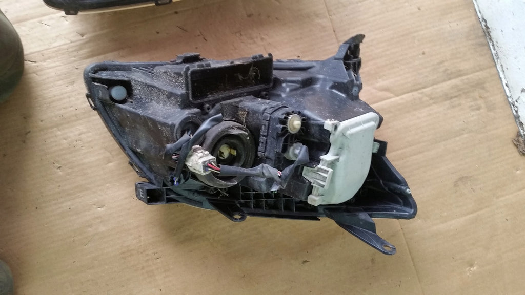 Frontscheinwerfer Toyota Avensis Rechts Scheinwerfer Headlight