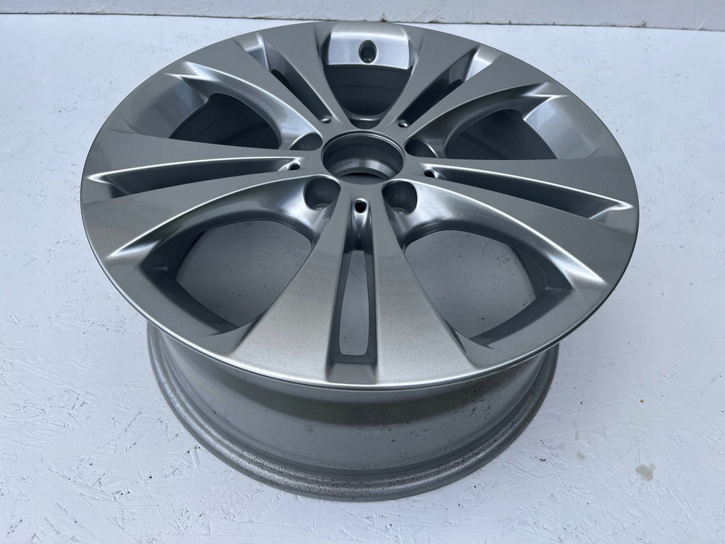 1x Alufelge 17 Zoll 7.5" 5x112 52,5ET Glanz Silber A2464010800 Mercedes-Benz Mg