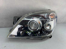 Laden Sie das Bild in den Galerie-Viewer, Frontscheinwerfer Opel Astra H 103419012228 Xenon Links Scheinwerfer Headlight SCH8430492501un