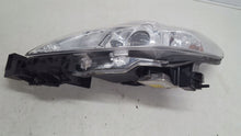 Laden Sie das Bild in den Galerie-Viewer, Frontscheinwerfer Mazda 5 V Xenon Ein Stück (Rechts oder Links) Headlight