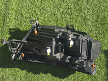 Laden Sie das Bild in den Galerie-Viewer, Frontscheinwerfer Skoda Kamiq 658941015 LED Links Scheinwerfer Headlight SCH6374527330ac