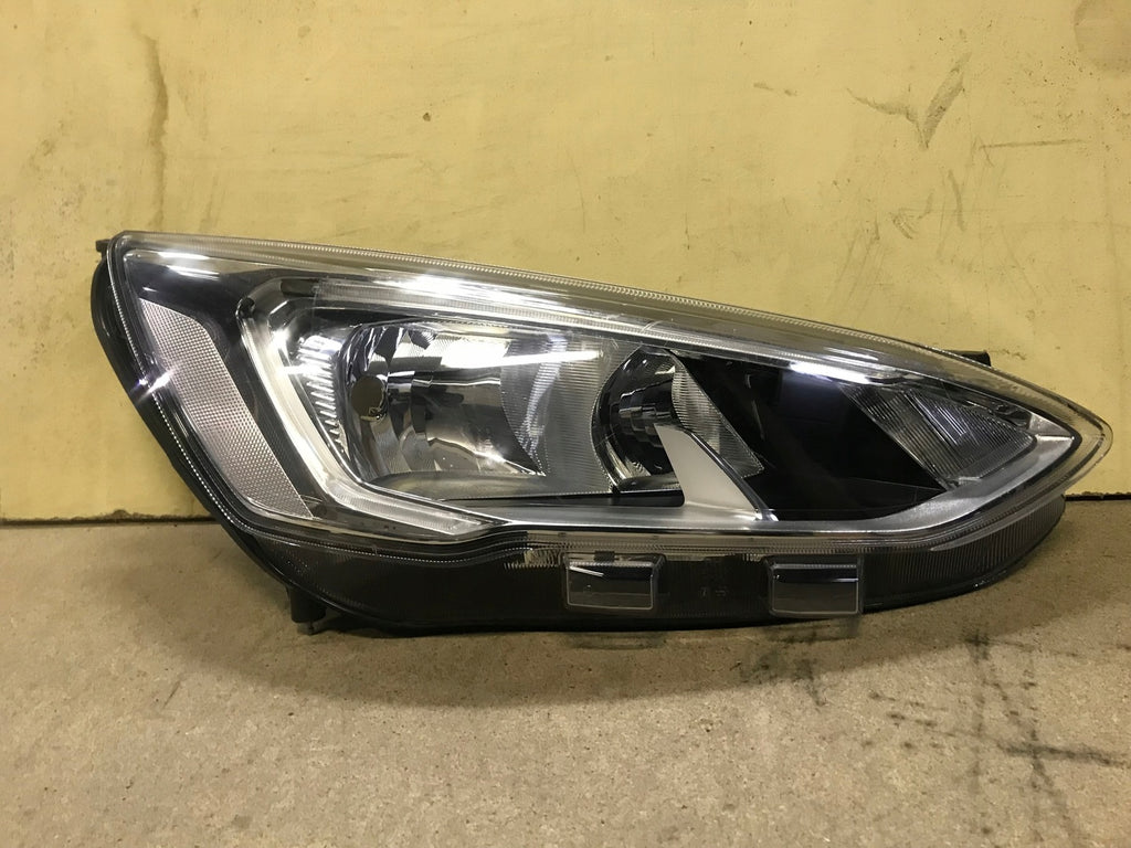 Frontscheinwerfer Ford Focus Ein Stück (Rechts oder Links) Headlight