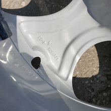 Load image into Gallery viewer, 1x Alufelge 16 Zoll 6.0" 4x108 22ET Glanz Silber 9687753077 Citroën Rim Wheel FEL5319187469dh