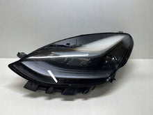 Laden Sie das Bild in den Galerie-Viewer, Frontscheinwerfer Tesla Model 3 1514952-00-D LED Links Scheinwerfer Headlight
