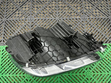 Laden Sie das Bild in den Galerie-Viewer, Frontscheinwerfer BMW X3 G01 7466119 LF15A6372 FALSE Scheinwerfer Headlight SCH2773888924pn