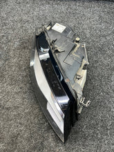 Laden Sie das Bild in den Galerie-Viewer, Frontscheinwerfer Audi A4 B8 8K0941004P Xenon Rechts Scheinwerfer Headlight SCH8668785831ir