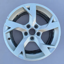 Load image into Gallery viewer, 1x Alufelge 17 Zoll 8.0&quot; 5x112 48ET Glanz Silber 4F0601025 Audi A6 C6 Rim Wheel