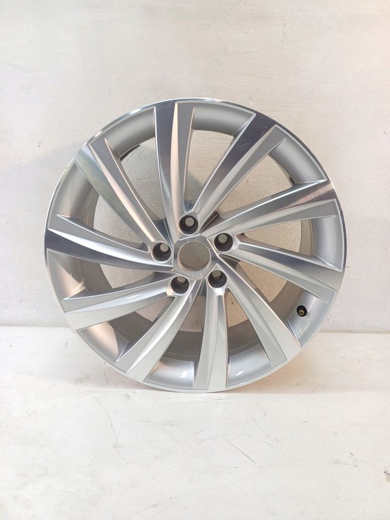 1x Alufelge 18 Zoll 7.5" 5x112 48ET Glanz Silber 5E3601025H Skoda Octavia Iv FEL9100667775ic