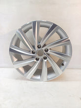 Load image into Gallery viewer, 1x Alufelge 18 Zoll 7.5" 5x112 48ET Glanz Silber 5E3601025H Skoda Octavia Iv FEL9100667775ic