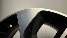 Load image into Gallery viewer, 1x Alufelge 16 Zoll 6.5" 4x100 44ET Glanz Schwarz 403009007R Renault Rim Wheel FEL4870100801ey