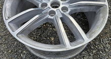 Load image into Gallery viewer, 1x Alufelge 19 Zoll 8.0" 5x120 40ET Glanz Schwarz 6007214-00-D Tesla Model S FEL4182722509es
