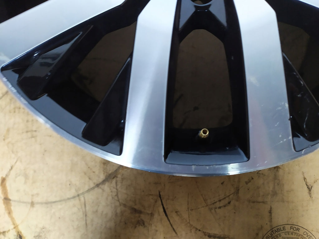 1x Alufelge 18 Zoll 8.0" 5x112 50ET Glanz Graphit 7E0601025H VW Multivan FEL7846681856zy