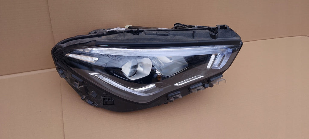 Frontscheinwerfer Mercedes-Benz Cla A1189062600 Full LED Rechts Headlight SCH9371932497ne