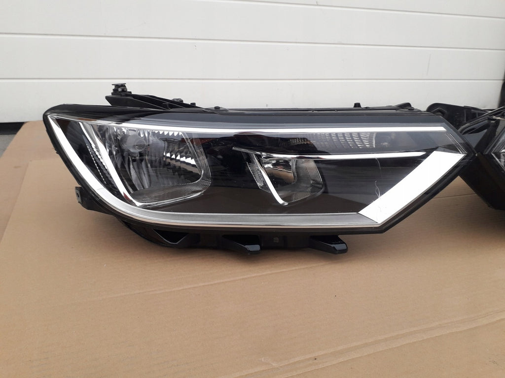 Frontscheinwerfer VW Passat B8 LED Ein Stück (Rechts oder Links) Headlight